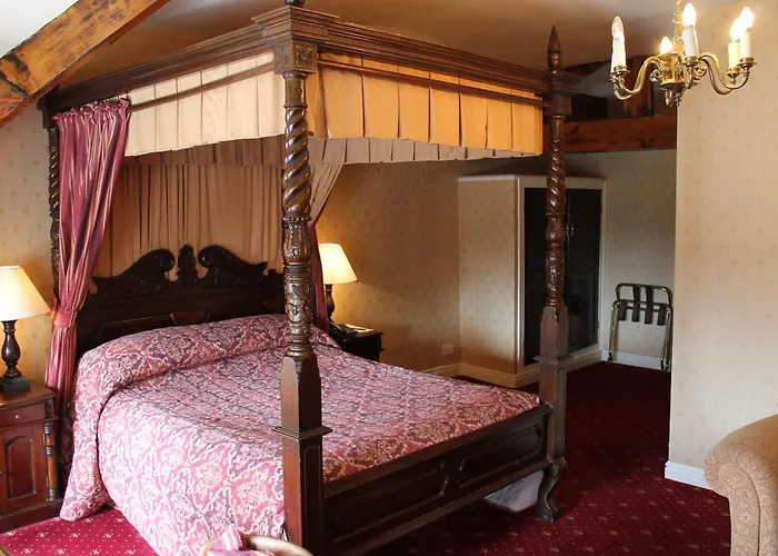 Oakwood Hall Hotel