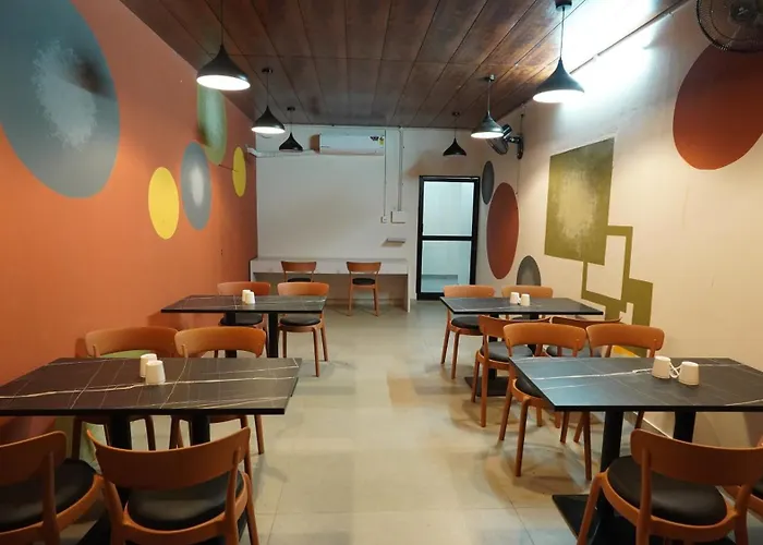 Hotel Hive Inn - Kozhikode