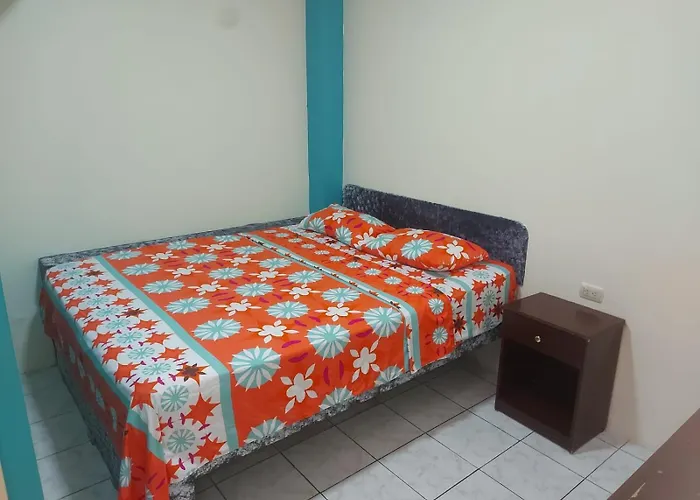 Hotel Dorado Inn