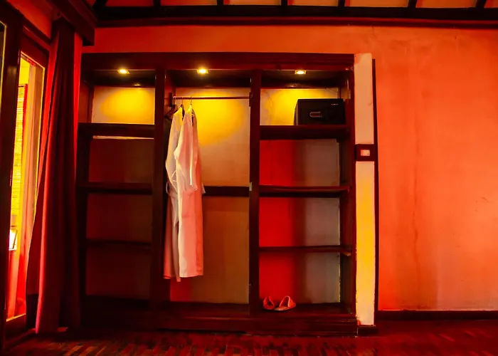 Ampazony Oasis Lodge