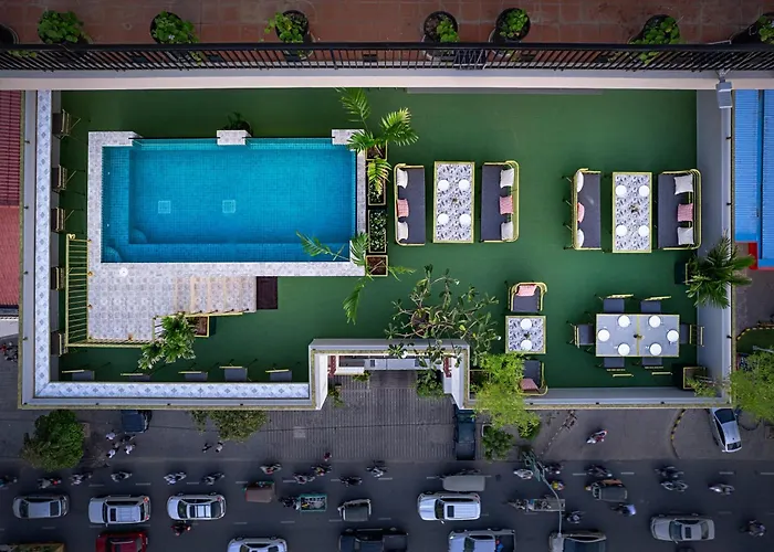 Vrest Hotel