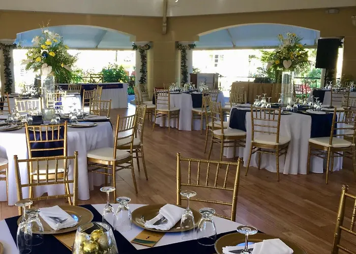 The Royal Hotel