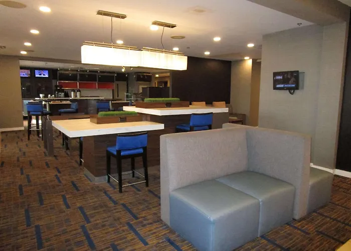 Country Inn & Suites By Radisson, Columbus-Edinburgh
