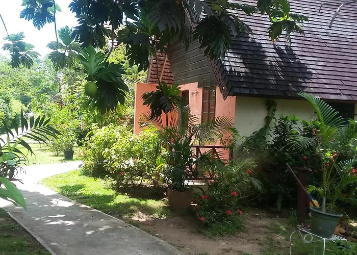 Firefly Beach Cottages