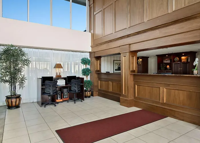Brandywine Valley Inn Surestay Plus By Best Western