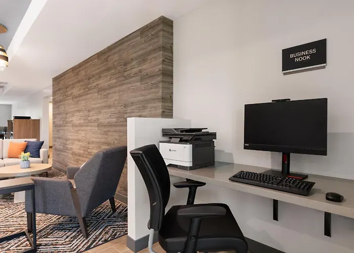 Candlewood Suites Mcpherson By Ihg