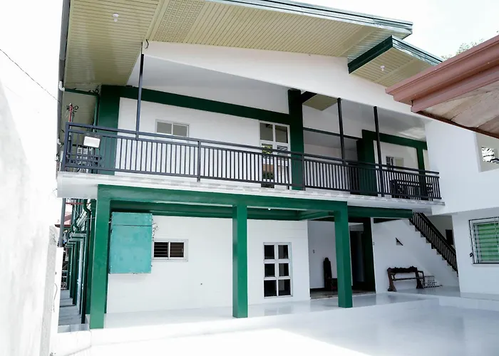 V Star Calapan - Hourly! Daily! Weekly! Monthly! Bago! Malinis! May Parking!