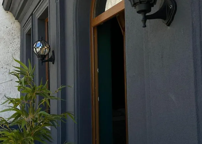 Fole Guest House