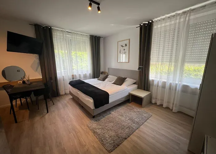 Alpha Rooms