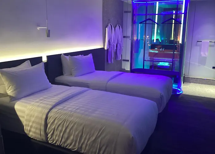 Capsuletransit Max - Airport Hotel - Landside, Public Area - Gateway Klia T2, Lvl 2M
