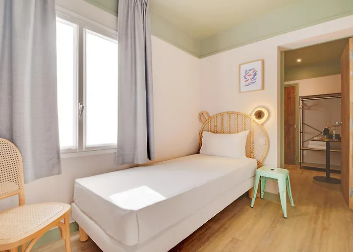 Hotel Cocoon