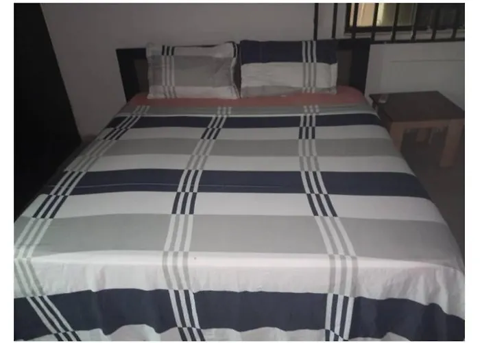 Beeland Hotel And Guest Inn