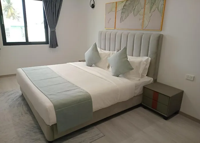 Hibiscus Suites And Residences
