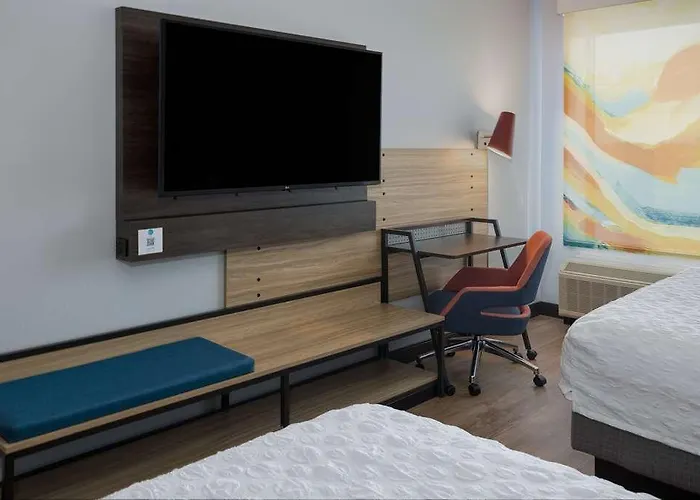Tru By Hilton Pensacola Airport Medical Center
