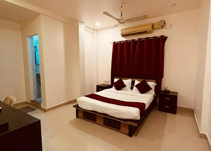 Silver Key Suites