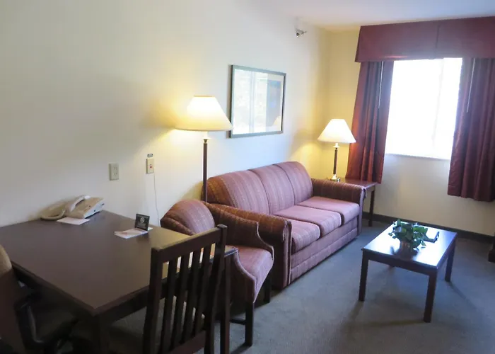 Hawthorn Extended Stay By Wyndham Seville