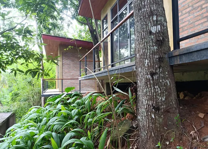 Kandy Bird Villas