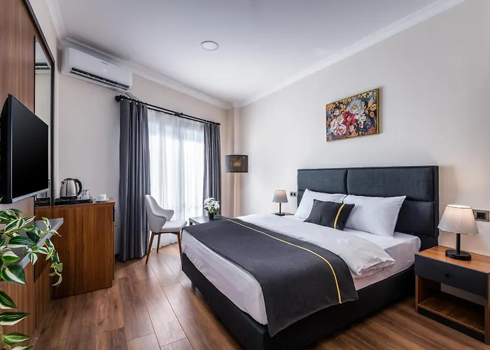 Sh Hotel Business