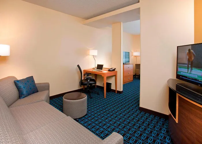 Fairfield Inn & Suites By Marriott Denver Tech Center/ South