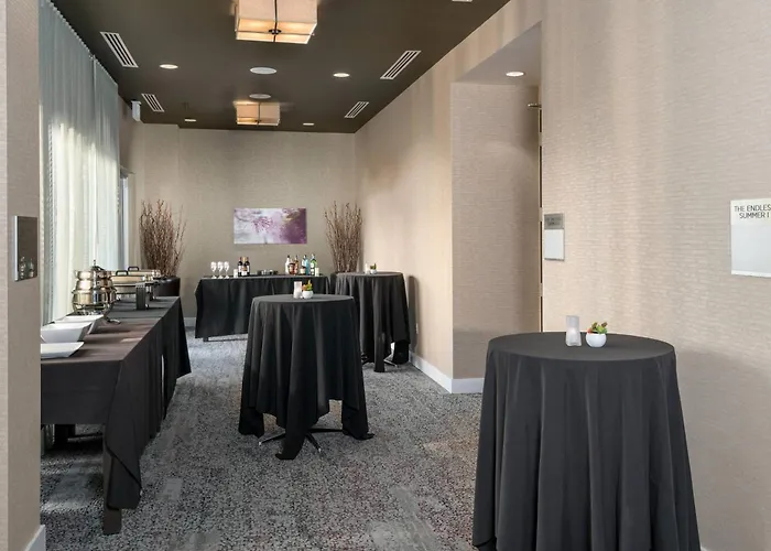 Courtyard By Marriott San Diego Oceanside