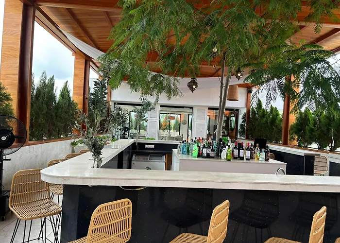 Hotel Caleyma