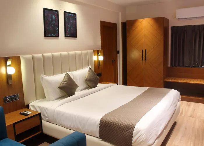 The Vantage Inn, Near Us Consulate Gachibowli Hyderabad