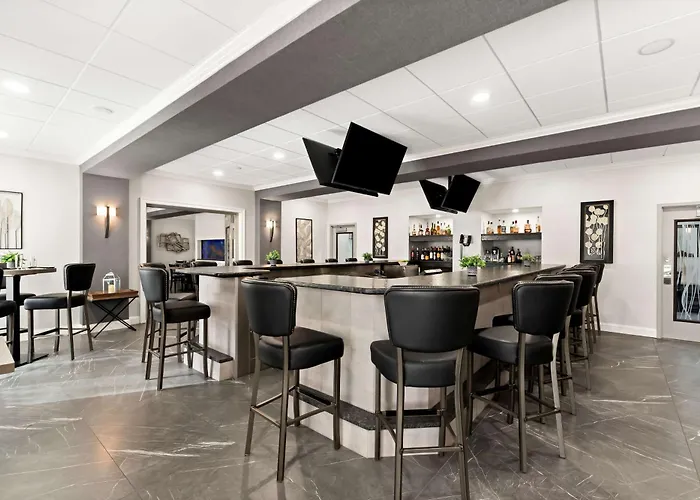 Best Western Plus Concordville Hotel