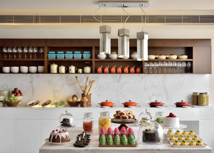 Kochi Marriott Hotel, Lulu International Shopping Mall
