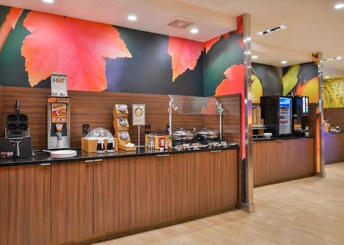 Fairfield Inn & Suites By Marriott Eugene East/Springfield