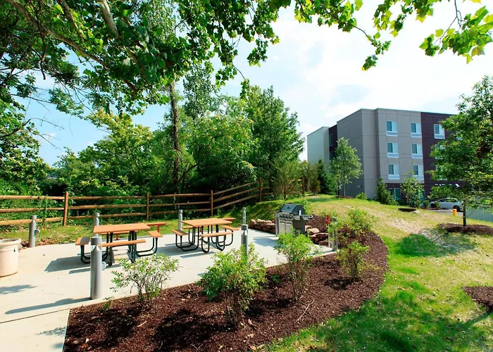 Fairfield Inn & Suites By Marriott Philadelphia Valley Forge/Great Valley