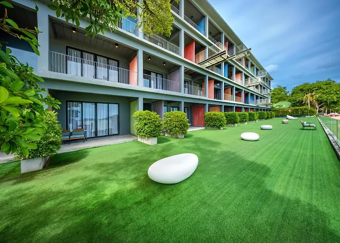 Shin Arch39 Phuket Beach Front - Sha Plus