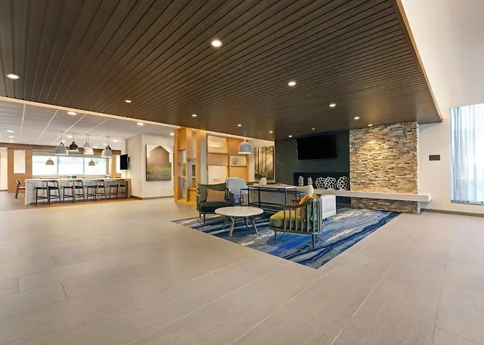 Fairfield Inn & Suites By Marriott Milwaukee Brookfield