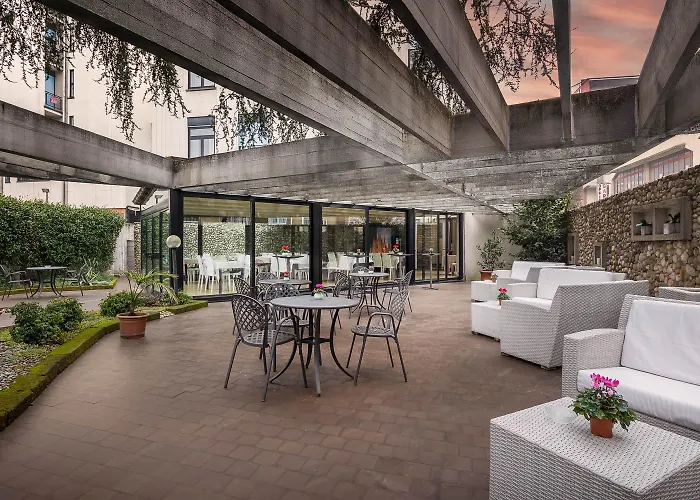 iH Hotels Milano Eur - Trezzano sul Naviglio