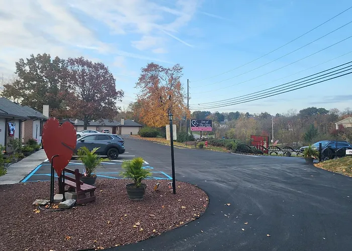 Inn Of The Dove Harrisburg-Hershey Romantic Suites