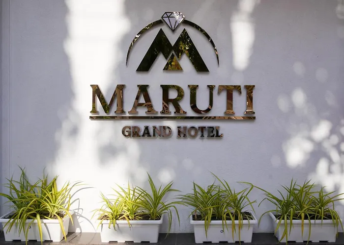 Maruti Grand Hotel