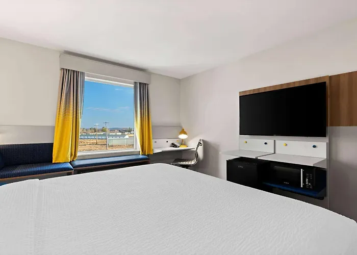 Holiday Inn Express & Suites George - Quincy South By Ihg