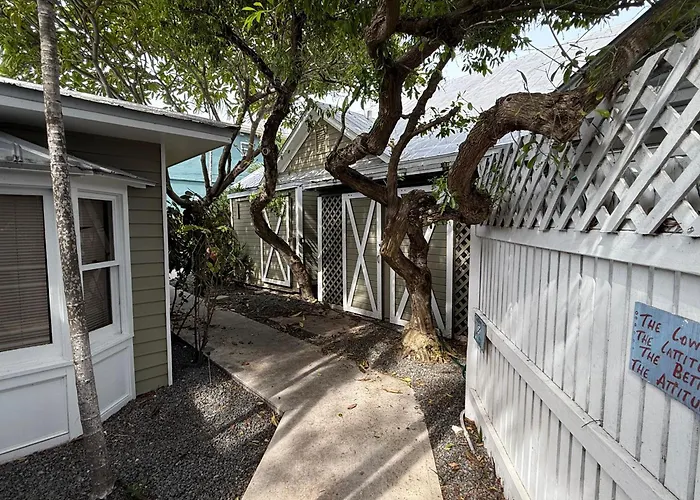 Egret Suite - Southernmost Sanctuary