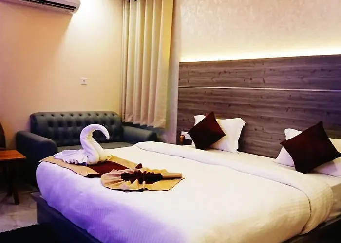 Hotel Gd Grand Inn