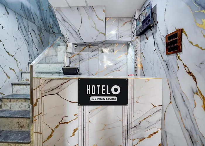 Super Hotel O Kanpur Central Railway Station