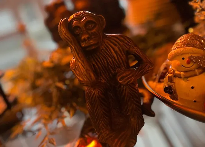 3 Monkeys Hotel