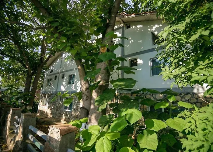 Bam Hotel