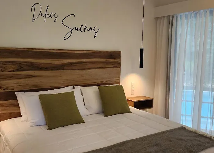 Hotel Evasion
