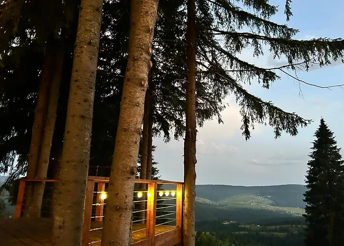 Tiarra Mountain Lodge