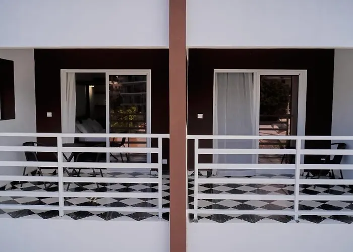 Jirajira Hotel