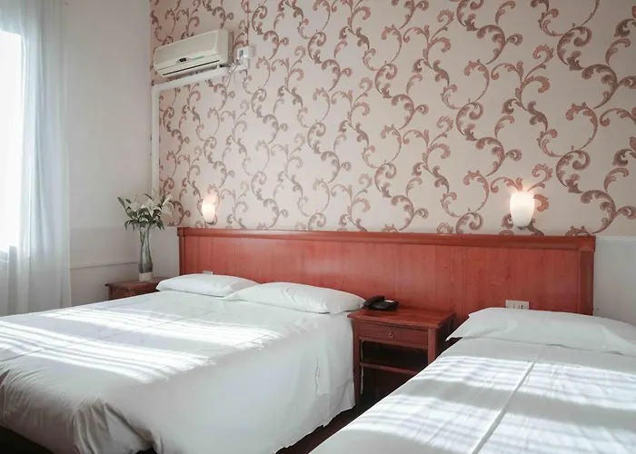 Hotel Universo