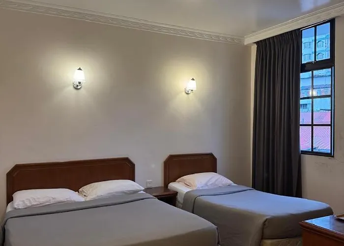 Hotel Chua Gin