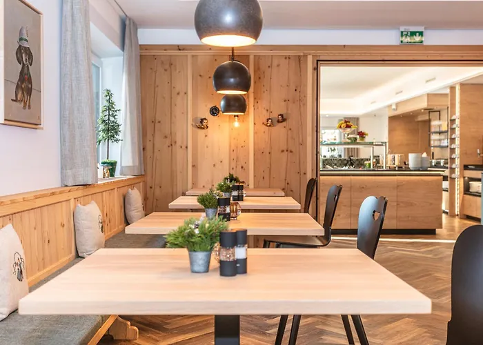 Hotel-Pension Pinzgauer Hof