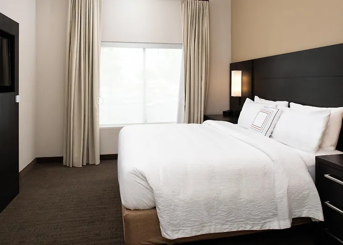 Residence Inn Visalia