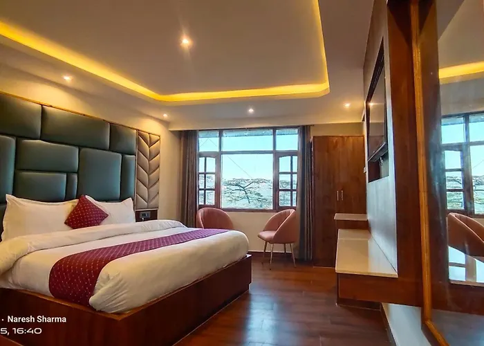 Mountain Zest - Shimla Royale - Free Pickup From Railway Station Shimla