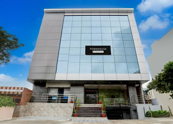 Townhouse Khammam Formerly Bluemoon